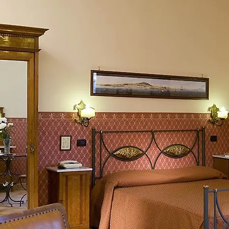 Pinto-storey Hotel