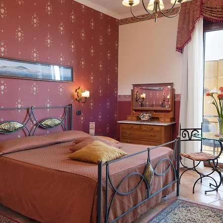 מלון Pinto-storey