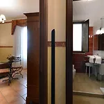 Szálloda Pinto-storey 3*