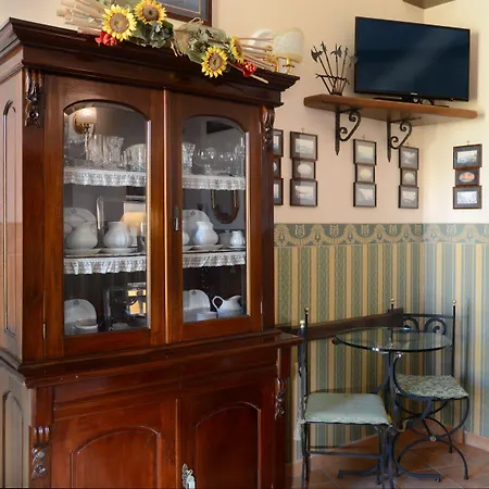 Pinto-storey Nápoly