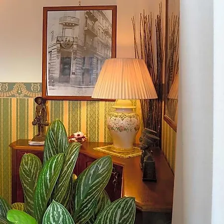 Pinto-storey Szálloda