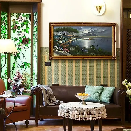 Pinto-storey Hotel Neapol