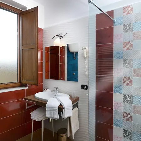 Pinto-storey Hotel Naples