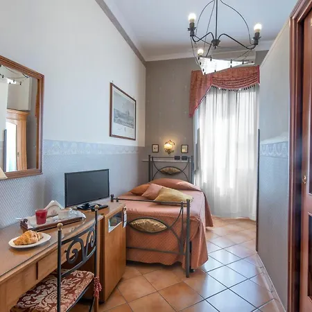 Hotel Pinto-storey Naples